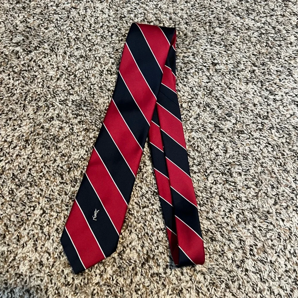 Yves Saint Laurent Mens Red Navy Striped Silk Blend YSL Monogram Necktie